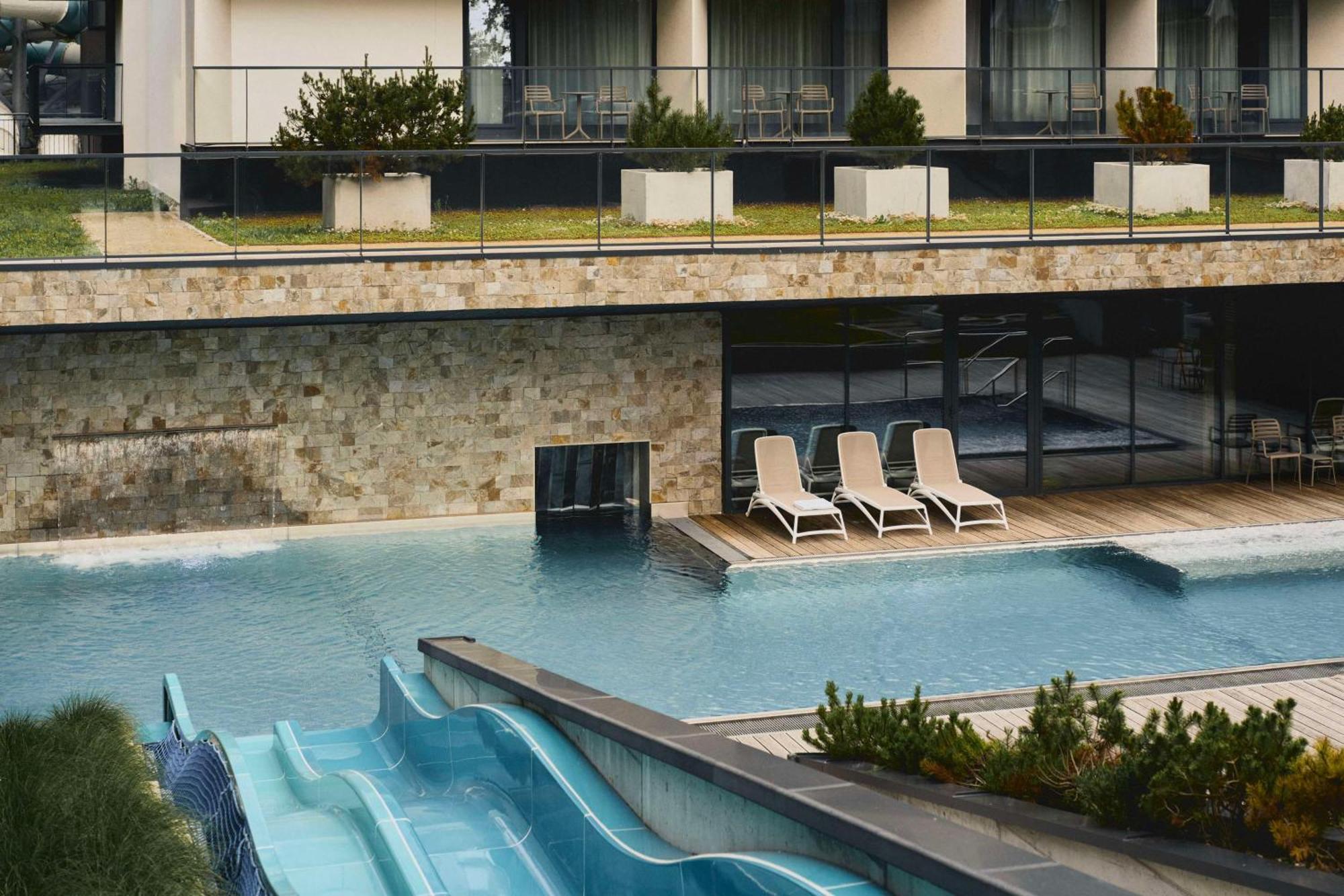 Radisson Resort โควอบเซก ภายนอก รูปภาพ